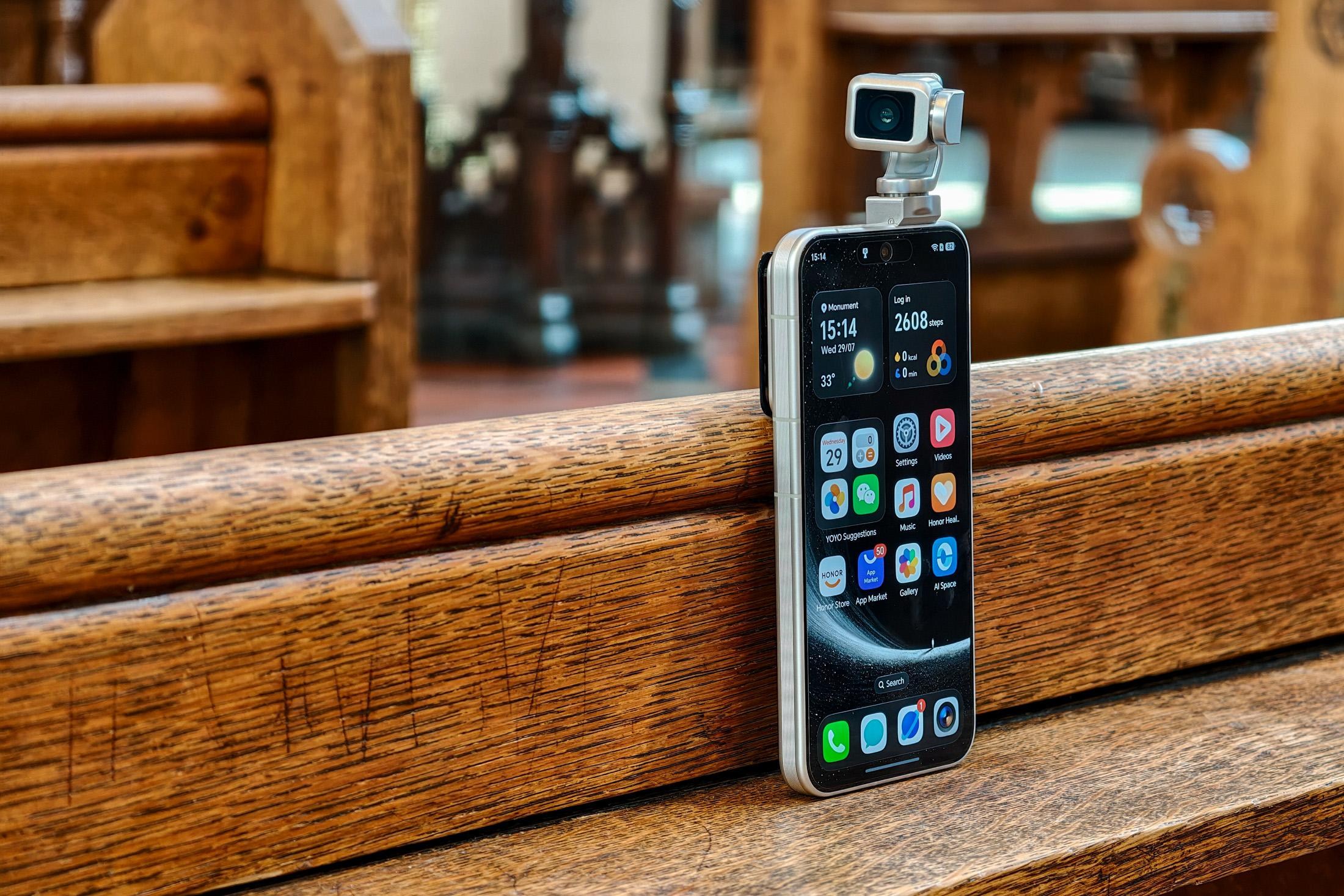honor’s robot phone is better than a gimbal in a phone has any right to be