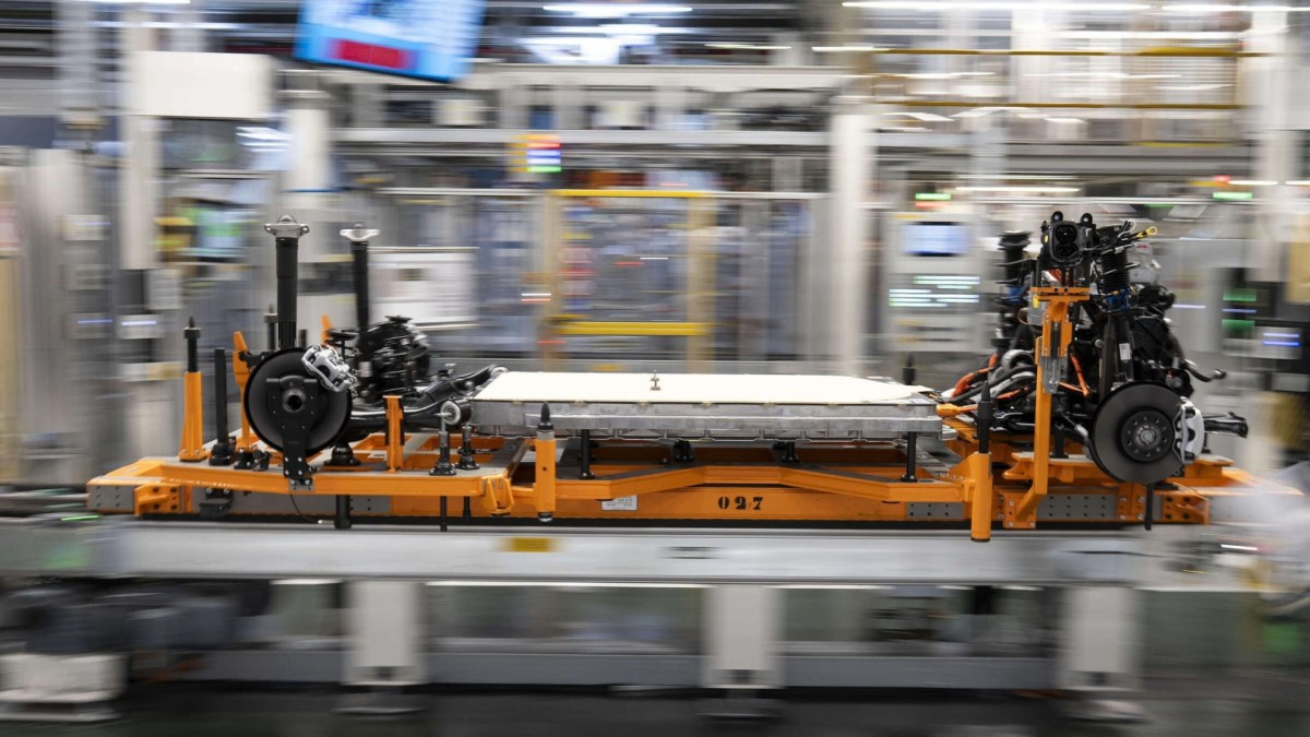 pour baisser le prix de ses voitures électriques, volkswagen investit 3 milliards d’euros dans les batteries lfp